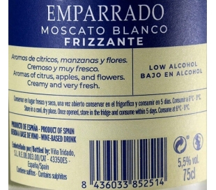 vino-espumoso-moscato-blanco-frizzante-emparrado-75-cl