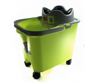 CUBO ESCURRIDOR CON RUEDA MERY 1 UN.