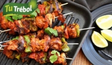 Brocheta de pollo Tandori
