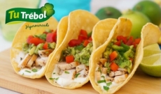 Tacos de aguacate y maiz
