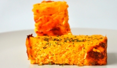 Pastel Edam.